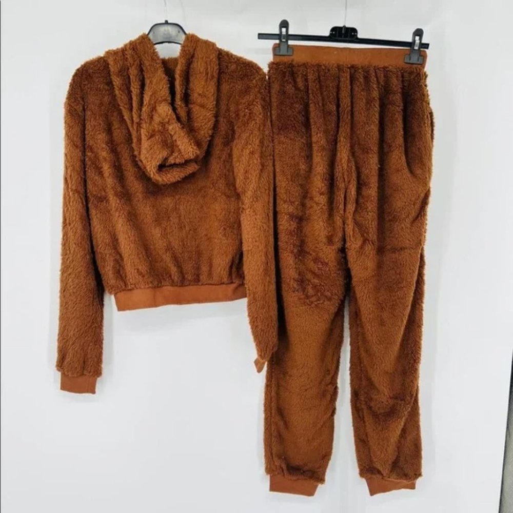 Brown Teddy Bear Fur Long Sleeve Hooded Crop Top and Jogger Pants Two Piece Set - Picture 14 of 15